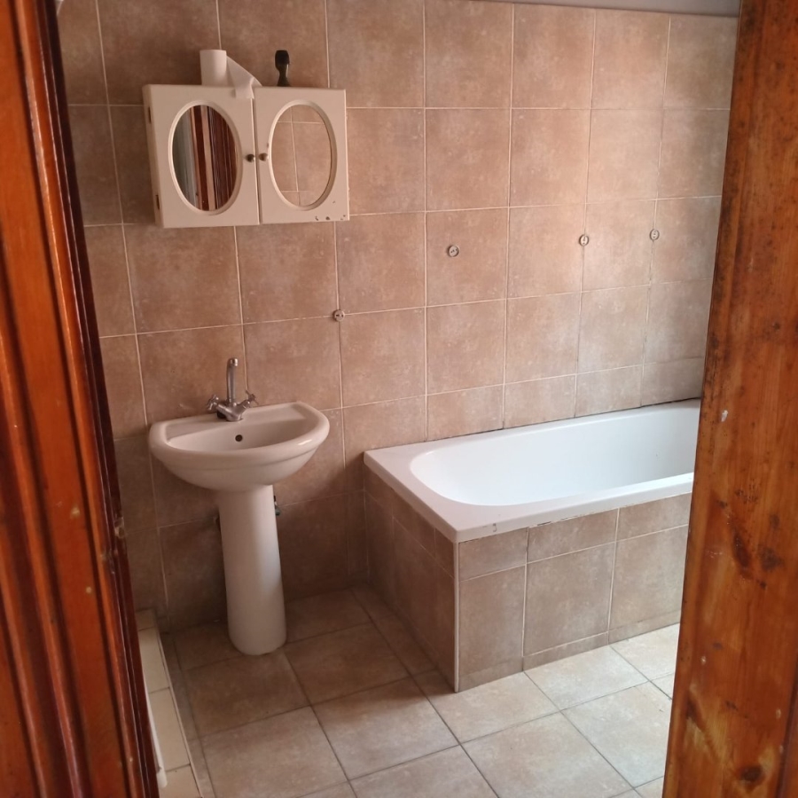 3 Bedroom Property for Sale in Quigney Eastern Cape